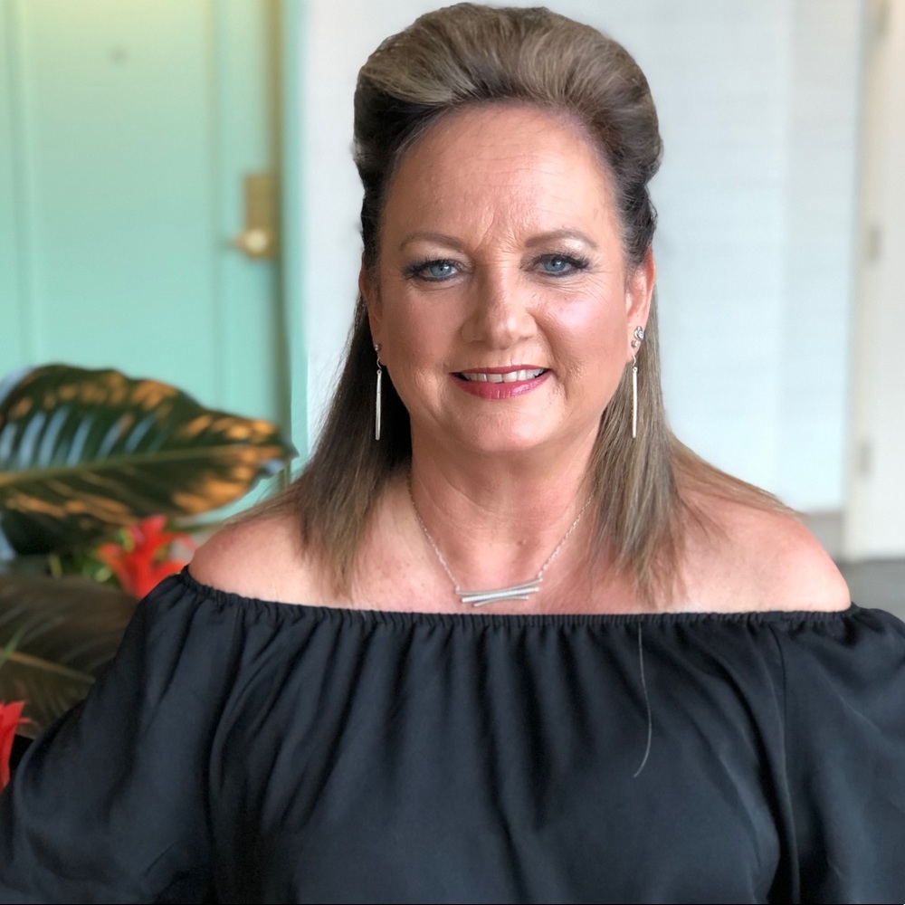 Meet your Posher, Melanie